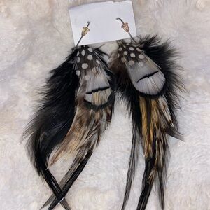 Elegant ladies long vintage 70s ostrich Feather Earrings
